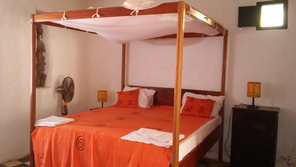 Maison Augustin Ly Đảo Gorée Ngoại thất bức ảnh